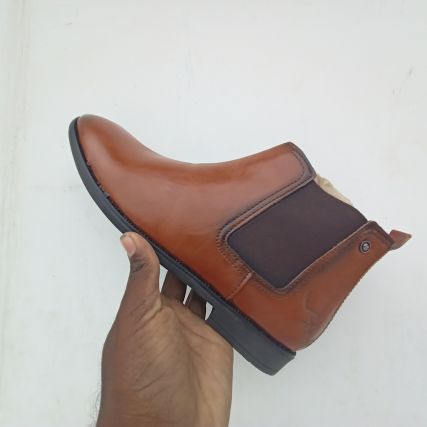 Chelsea boot
