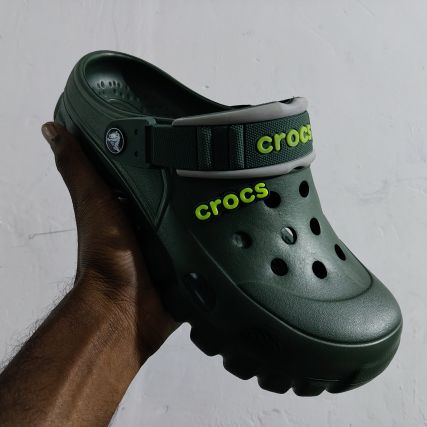 CROCS