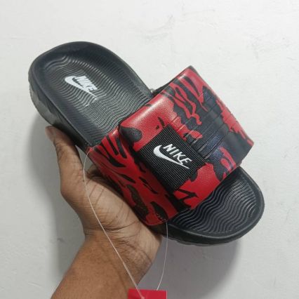 NIKEE