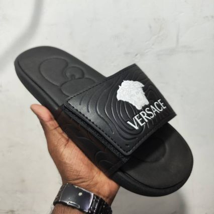 VERSACE