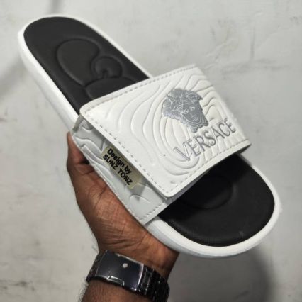 VERSACE