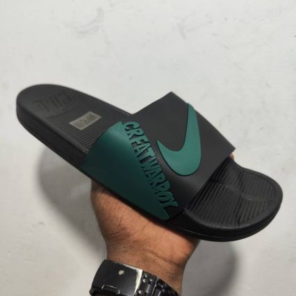 NIKEE