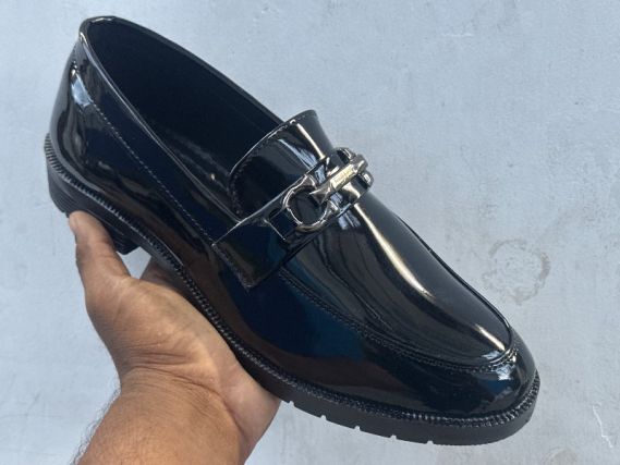 SHOES SPOT