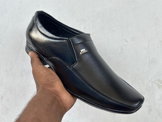SHOES SPOT