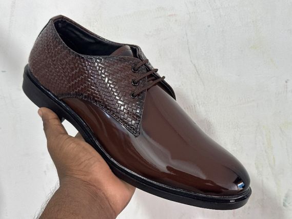SHOES SPOT
