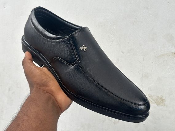 SHOES SPOT