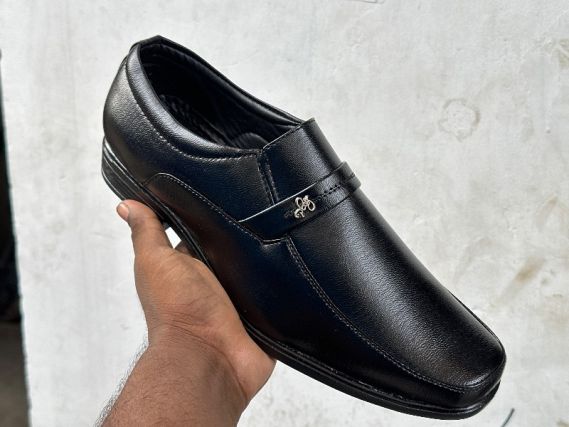 SHOES SPOT